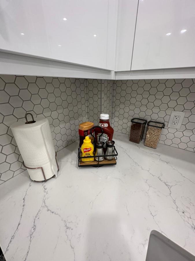 2 Bedroom 2 Washrooms Brand New Beautiful & Cozy Suite YYC 외부 사진