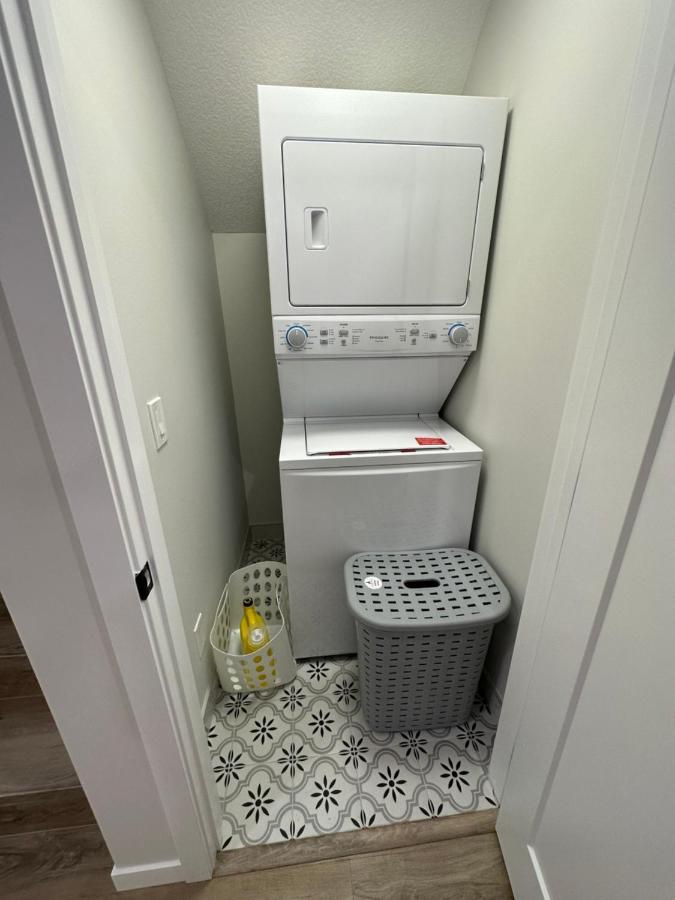 2 Bedroom 2 Washrooms Brand New Beautiful & Cozy Suite YYC 외부 사진
